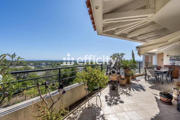Appartement
         3 pièces
        - 103 m² Bien prestige 739 820 € *