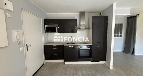 À vendre Studio 28.57 m² - Royat 63130