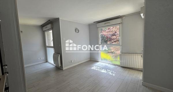 À vendre Studio 28.57 m² - Royat 63130