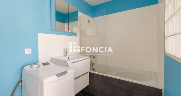 À vendre Studio 28.57 m² - Royat 63130
