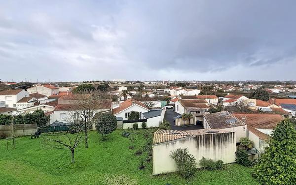 Appartement à vendre    4 pièces •  Aytré
