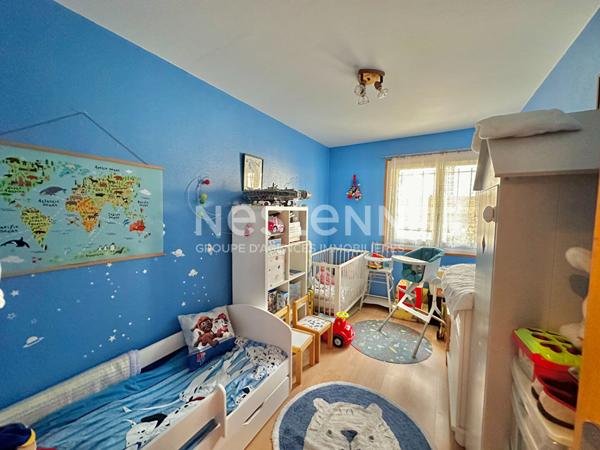 Nestenn Igny - Maison Familiale 170 m² de 8 Pièces, Secteur très recherché proche place de la Ferme, 5 chambres, double séjour avec accès direct terrasse et jardin, Lumineux, Calme, Proche des Commerces/Transports et Ecoles ( plateau Saclay)