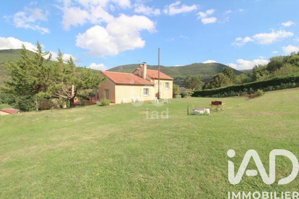 Maison à vendre 4 pièces 161 m² Saint-Affrique