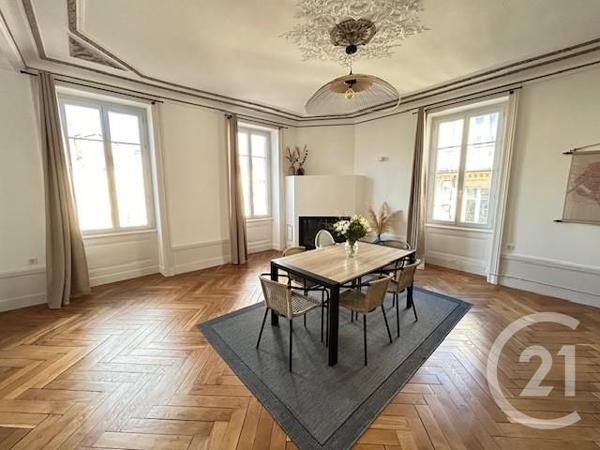 Appartement T6 à vendre  6 pièces - 183,35 m2 BOURG EN BRESSE - 01