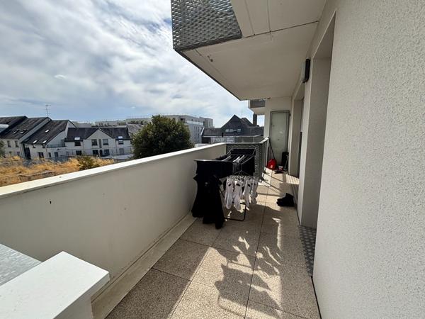 BRUZ HYPER CENTRE- Appartement 2 chambres- terrasse- place de parking