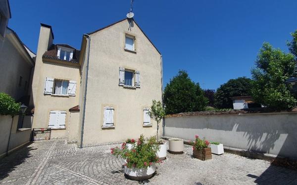 Appartement à louer    1 pièce • 24,51 m2 Périgny