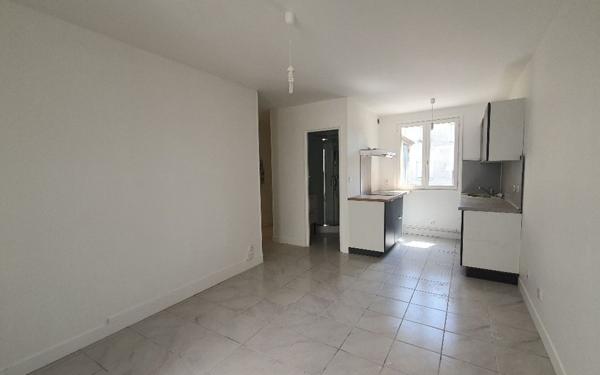 Appartement à louer    1 pièce • 24,51 m2 Périgny