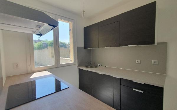 Appartement à louer    1 pièce • 24,51 m2 Périgny