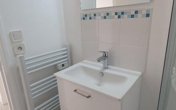 Appartement à louer    1 pièce • 24,51 m2 Périgny