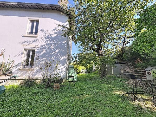 EXCLUSIVITÉ - Charmante Maison avec Jardin Arboré située à Mantes-la-Ville