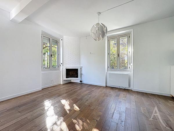 EXCLUSIVITÉ - Charmante Maison avec Jardin Arboré située à Mantes-la-Ville