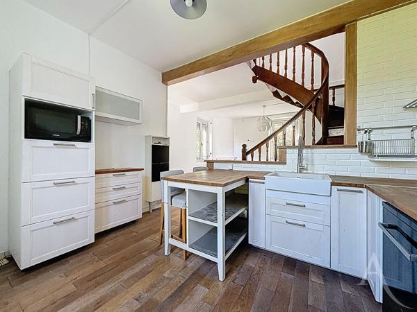 EXCLUSIVITÉ - Charmante Maison avec Jardin Arboré située à Mantes-la-Ville