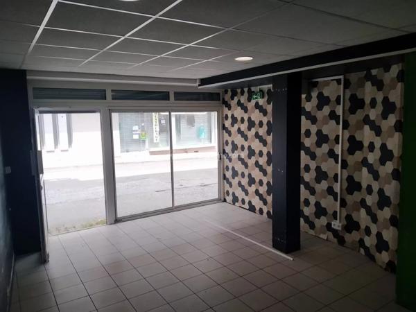 Location Local commercial 3 pièces à Carmaux