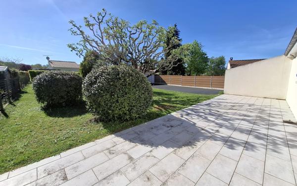 Maison à vendre    5 pièces •  Médis