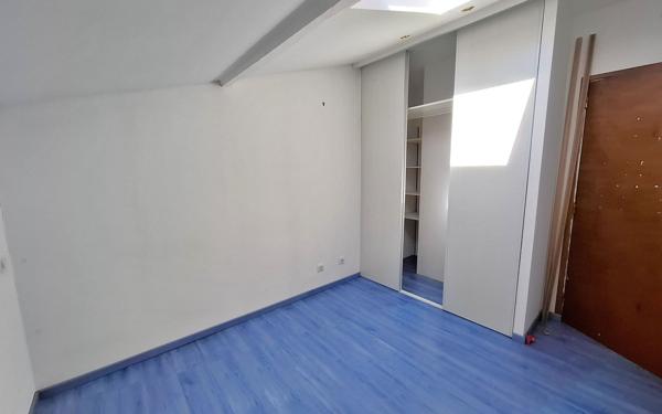 Maison à vendre    5 pièces •  Médis