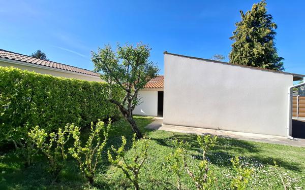 Maison à vendre    5 pièces •  Médis