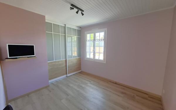 Maison à vendre    5 pièces •  Médis