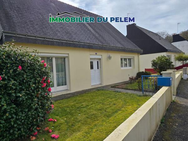 Rostrenen (22110) Maison de plain-pied – 3 chambres – Sous-sol complet – Terrain de 593 m² – Rostrenen
