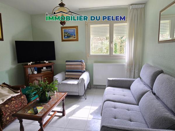 Rostrenen (22110) Maison de plain-pied – 3 chambres – Sous-sol complet – Terrain de 593 m² – Rostrenen