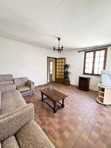 Vaison-la-Romaine (84110) COUP DE COEUR ! BELLE ET AUTHENTIQUE MAISON DE VILLAGE A RESTAURER AU COEUR D'UN VILLAGE TEMPLIER