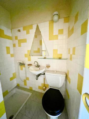 Vaison-la-Romaine (84110) COUP DE COEUR ! BELLE ET AUTHENTIQUE MAISON DE VILLAGE A RESTAURER AU COEUR D'UN VILLAGE TEMPLIER