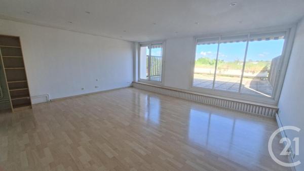 Appartement T2 à vendre  3 pièces - 57,95 m 2   ANGOULEME  - 16