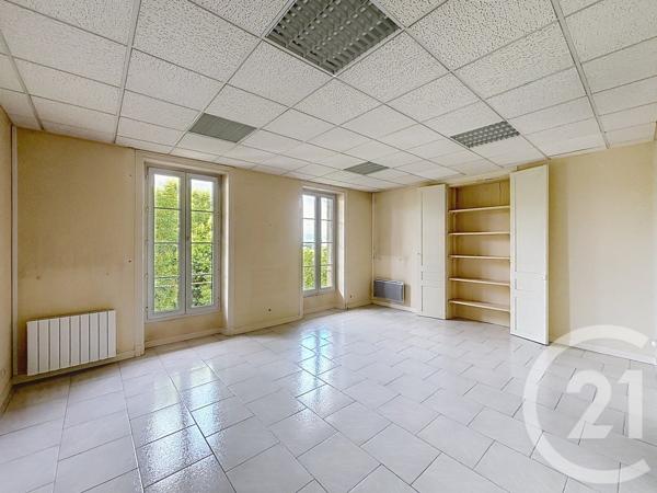 Appartement T2 à vendre  3 pièces - 57,95 m 2   ANGOULEME  - 16