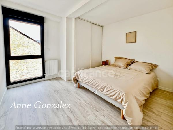 ORLEANS Centre fbg Bannier, à vendre superbe appartement T4 avec terrasse de 36m2 exposée sud-ouest, 4 places de parking