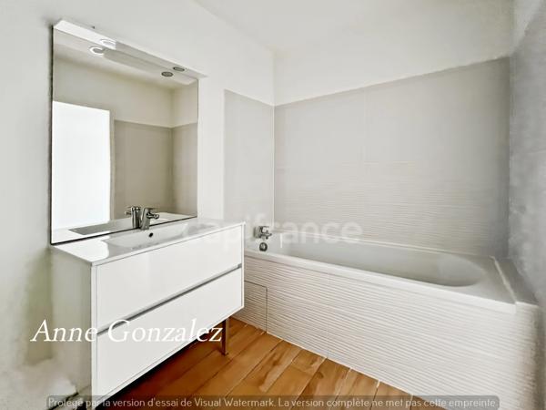 ORLEANS Centre fbg Bannier, à vendre superbe appartement T4 avec terrasse de 36m2 exposée sud-ouest, 4 places de parking