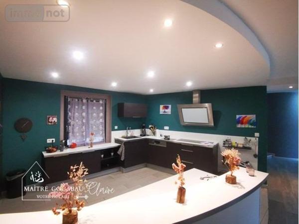 Maison individuelle à vendre à Saint-Berthevin en Mayenne (53940), ref :