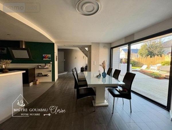 Maison individuelle à vendre à Saint-Berthevin en Mayenne (53940), ref :