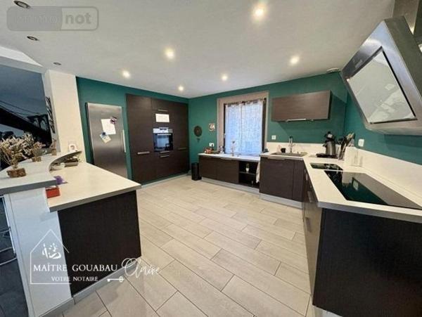 Maison individuelle à vendre à Saint-Berthevin en Mayenne (53940), ref :