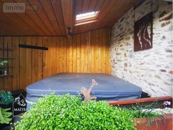 Maison individuelle à vendre à Saint-Berthevin en Mayenne (53940), ref :