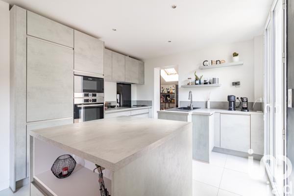 Maison à vendre 7 pièces 170 m² Nanterre