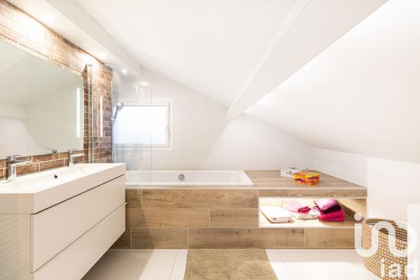 Maison à vendre 7 pièces 170 m² Nanterre