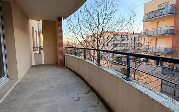 Appartement à louer    3 pièces • 59,35 m2 Blagnac