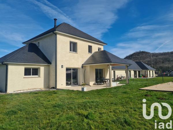 Maison 5 pièces de 128 m² à Louvie-Juzon (64260)