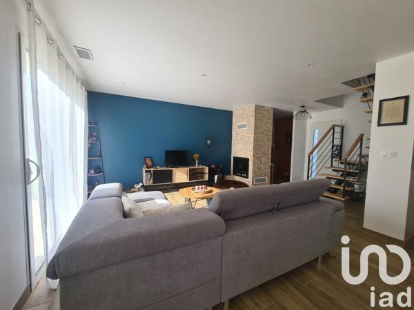 Maison 5 pièces de 128 m² à Louvie-Juzon (64260)
