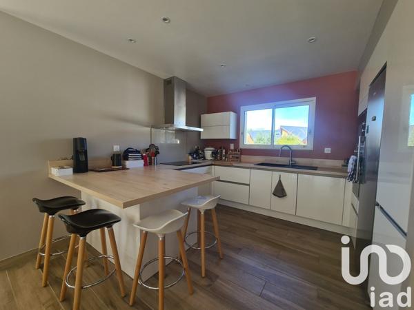 Maison 5 pièces de 128 m² à Louvie-Juzon (64260)