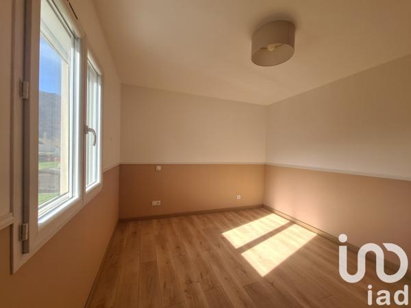 Maison 5 pièces de 128 m² à Louvie-Juzon (64260)