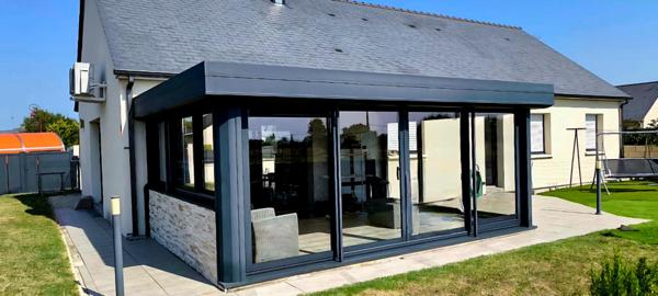 Maison familiale de plain-pied à Brain-sur-Allonnes