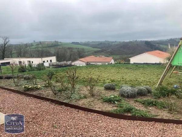 Maison à louer 5 pièces 133m² Régny (42630)
