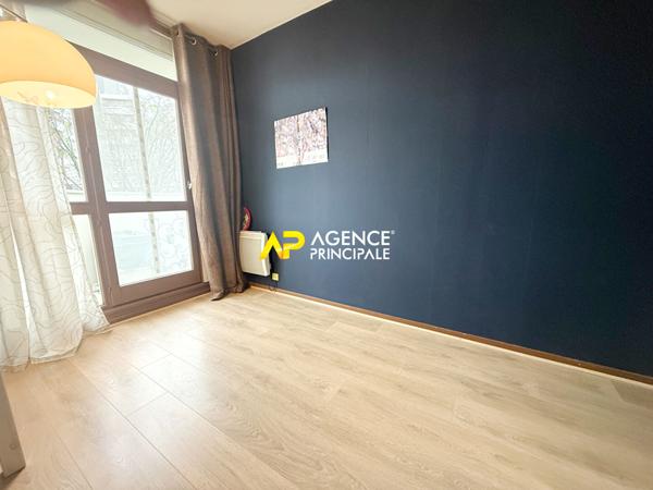 Argenteuil Centre-Ville, Appartement 4 pièces 3 chambres 83 m2 et place de parking €231 000 ** - Référence 4530