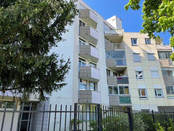 Argenteuil Centre-Ville, Appartement 4 pièces 3 chambres 83 m2 et place de parking €231 000 ** - Référence 4530