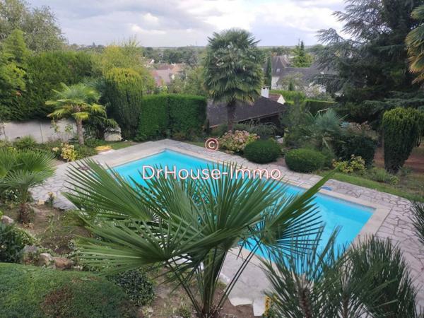Maison à vendre 10 pièces de 250 m²