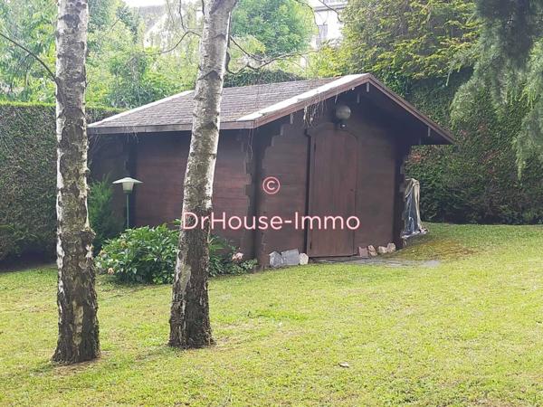 Maison à vendre 10 pièces de 250 m²