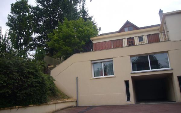 Appartement à louer    2 pièces •  Bures-sur-Yvette