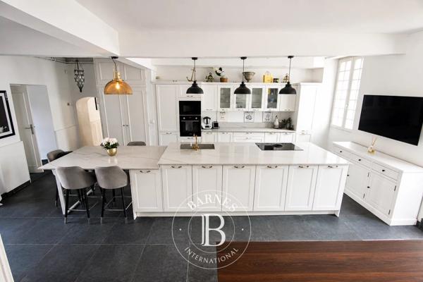 Tarbes, Manoir 6 Chambres -  360 m² à vendre