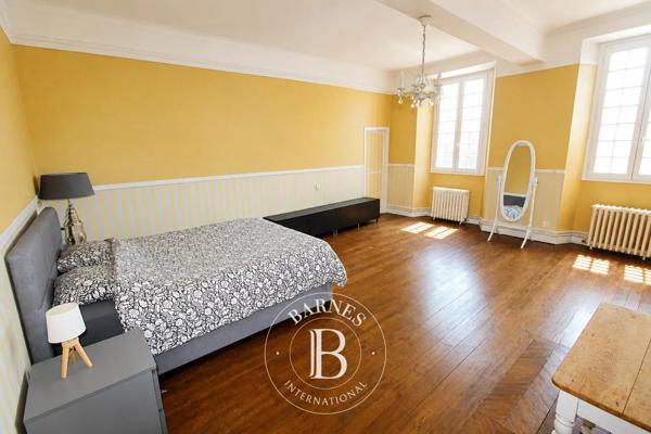 Tarbes, Manoir 6 Chambres -  360 m² à vendre