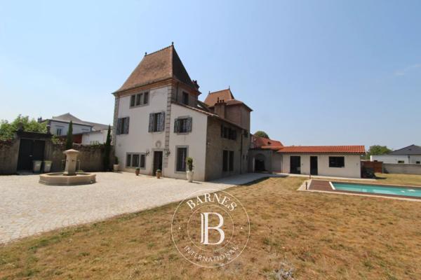 Tarbes, Manoir 6 Chambres -  360 m² à vendre
